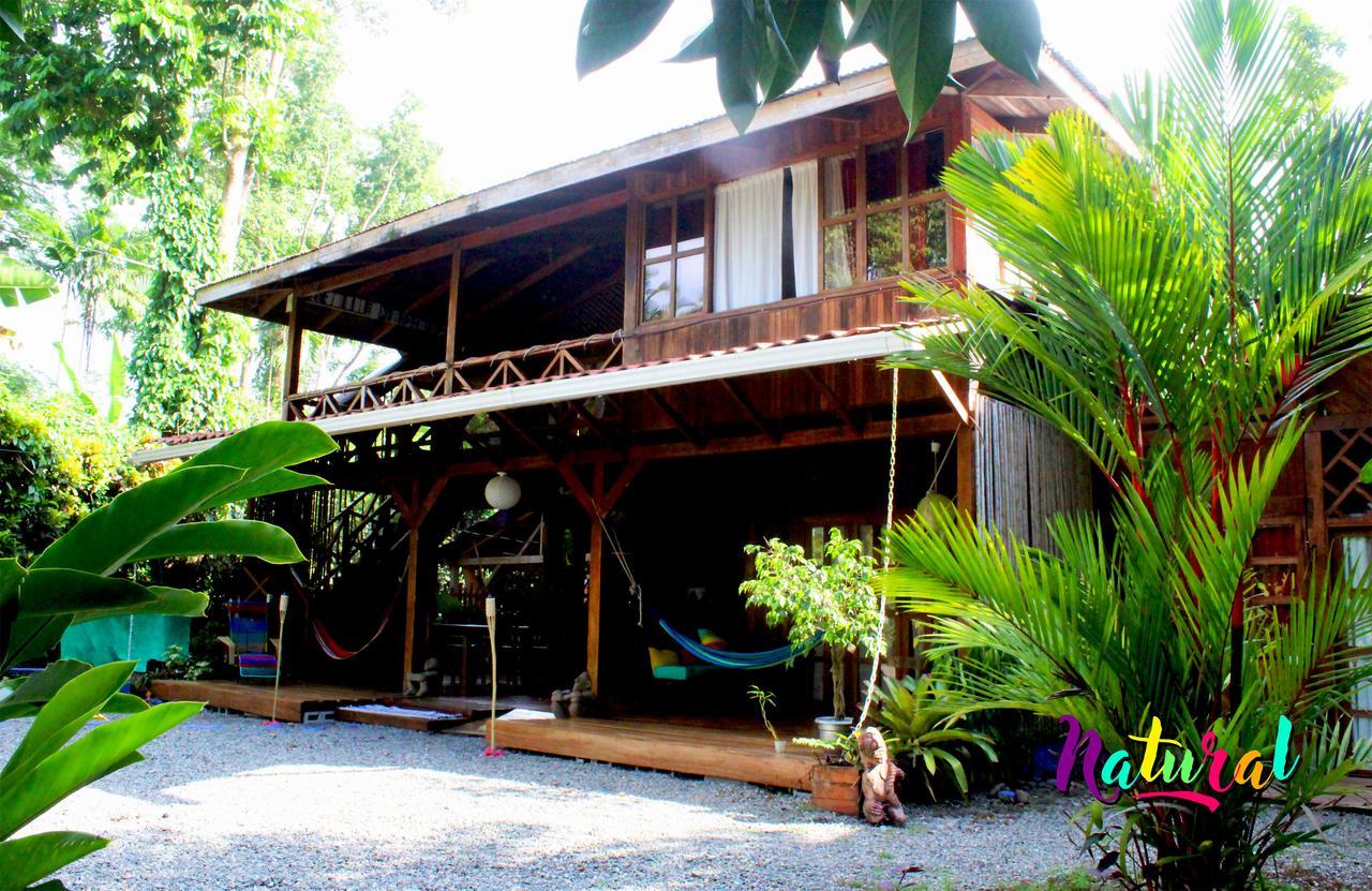 ホテル Casa Natural Puerto Viejo Puerto Viejo de Talamanca エクステリア 写真